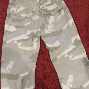 1 size 5 girl camouflage pants